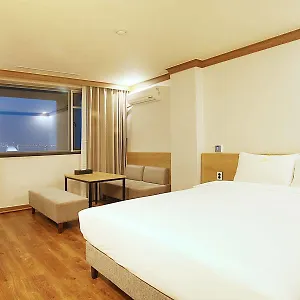 Dawn Hotel