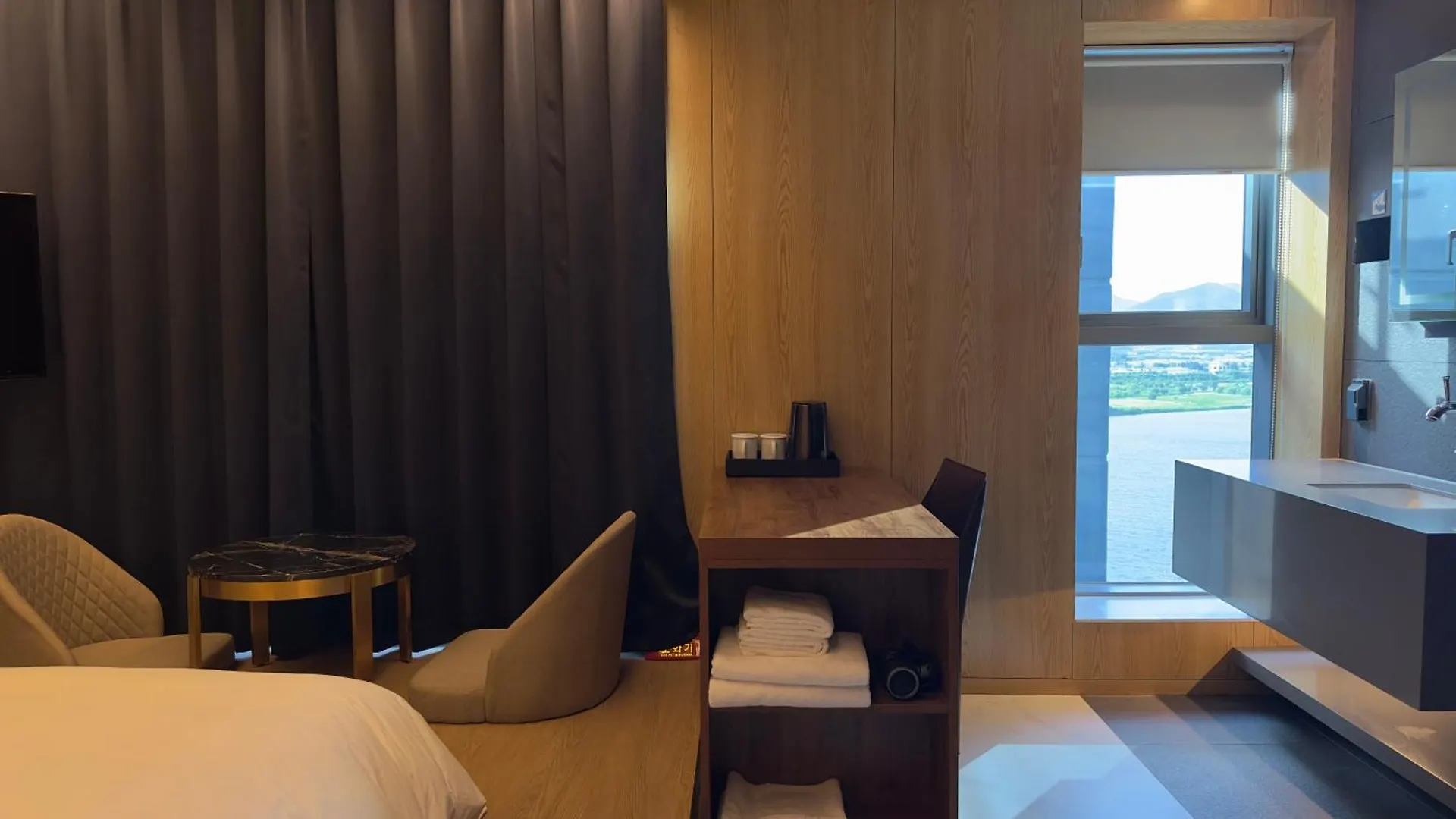 Hotel Tt Gupo contacts